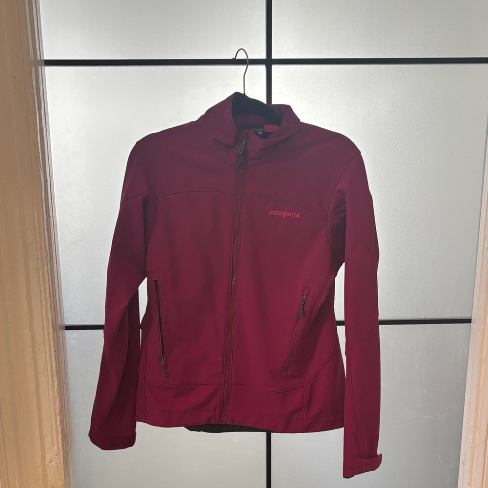 Patagonia Women's Full-Zip Softshell Jacket - Berry